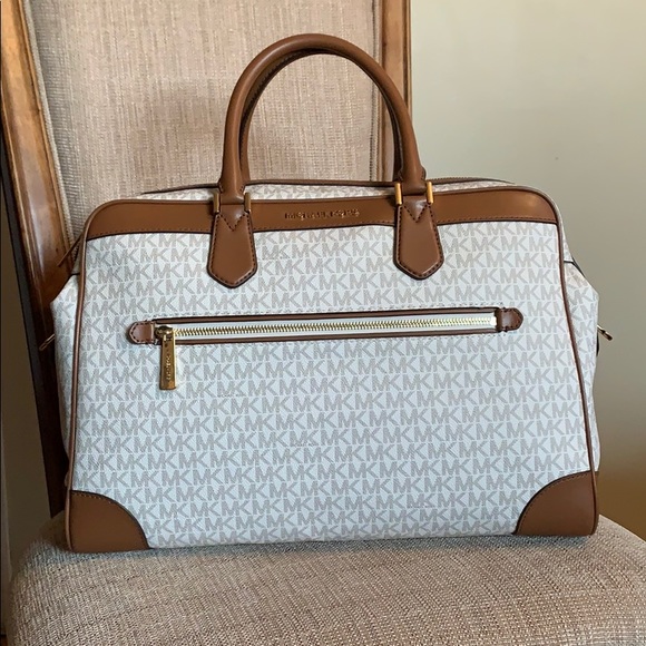 Michael Kors Travel Bag Weekender Vanilla - Picture 2 of 11